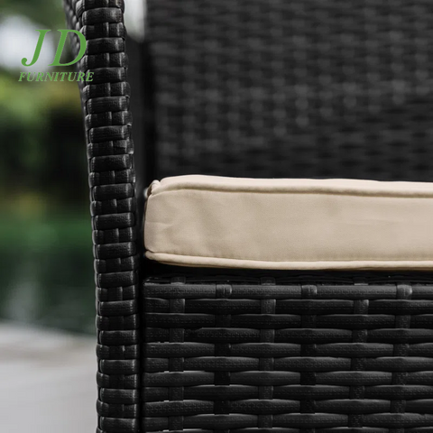 4-Person Outdoor Seating Group with Cushions